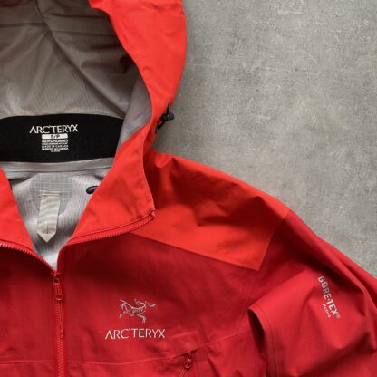 2000s Arc‘Teryx Paclite Goretex Pro Jacket - Image 2