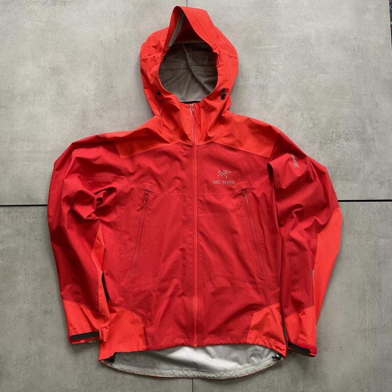 2000s Arc‘Teryx Paclite Goretex Pro Jacket