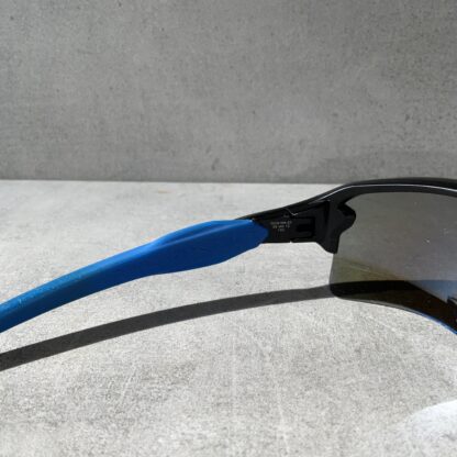2000s Oakley Flak 2.0 Sunglasses - Image 4