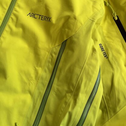 2000s Arc‘Teryx Mint Green Goretex Jacket - Image 2