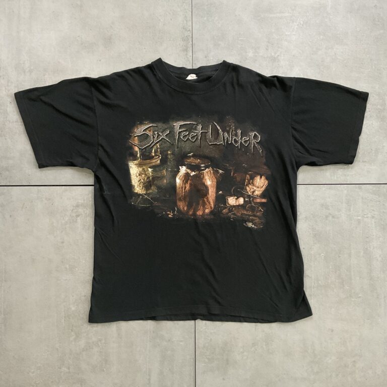 2001 Six Feet Under True Carnage T-Shirt