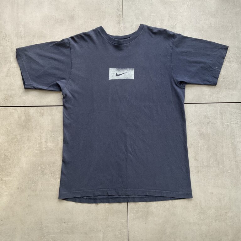 1990s Nike Small Logo T-Shirt