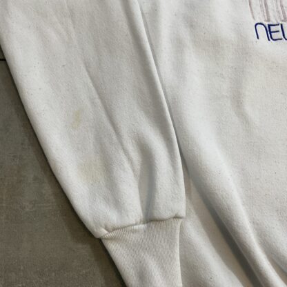 1980s Hanes New York Sweater - Image 4
