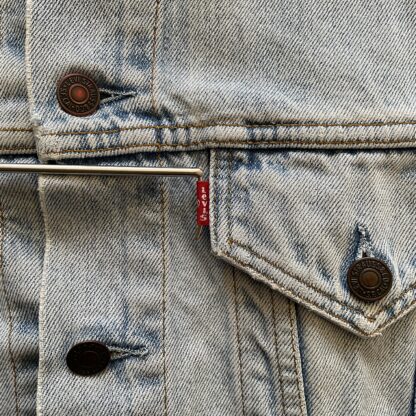1994 Levis Type 3 Light Washed Denim Jacket - Image 3