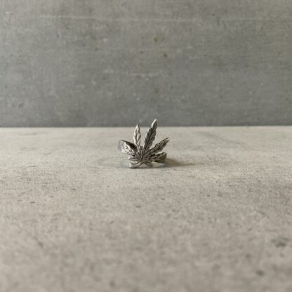 Vintage S925 Weed Logo Ring