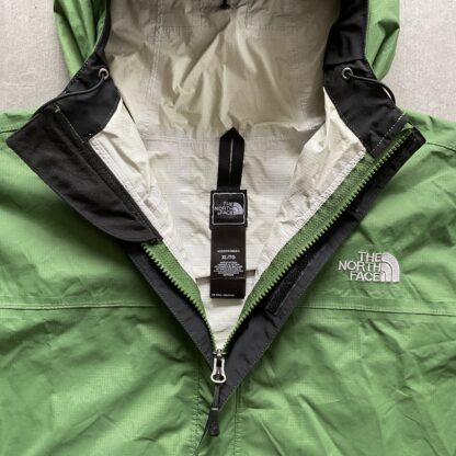 2000s The North Face HyVent 2.5L Jacket - Image 4
