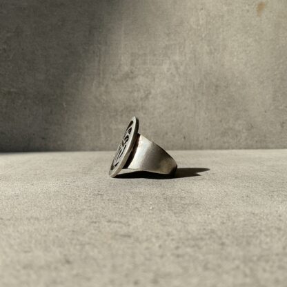 Vintage Bear Paw Silver Ring - Image 2