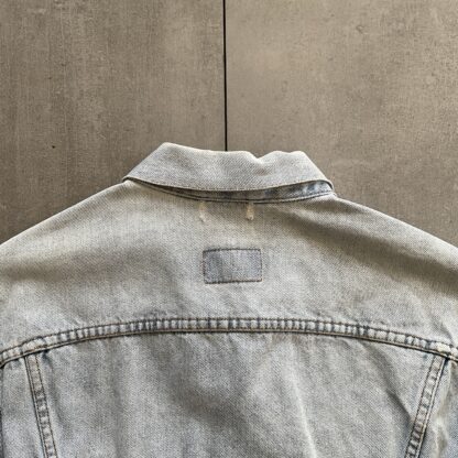 1994 Levis Type 3 Light Washed Denim Jacket - Image 7