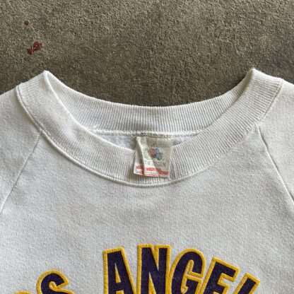 1990s Los Angeles Lakers Basketball Sweatshirt - Image 3