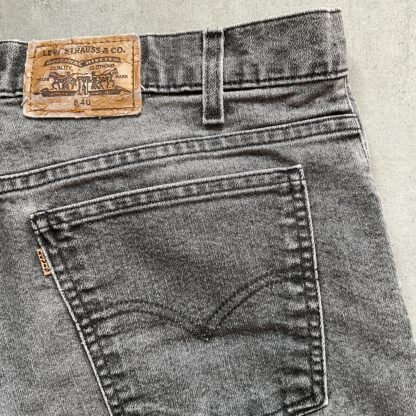 1995 Levis 540 Pleated Jeans - Image 6