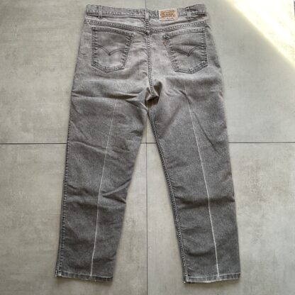 1995 Levis 540 Pleated Jeans - Image 5