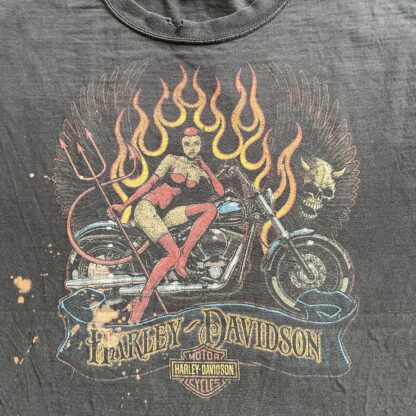 2000s Harley Davidson Devilish Woman T-Shirt - Image 2