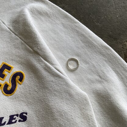 1990s Los Angeles Lakers Basketball Sweatshirt - Image 6